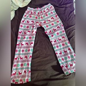 cute never worn comfy christmas pjs